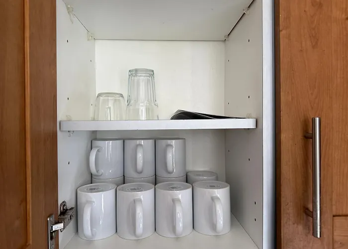 בית נופש Serviced - - 3 Bed House-close To Centre -m621 & M1 - Contractors - Business Travellers - Families *