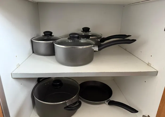 Serviced - - 3 Bed House-close To Centre -m621 & M1 - Contractors - Business Travellers - Families * לידס