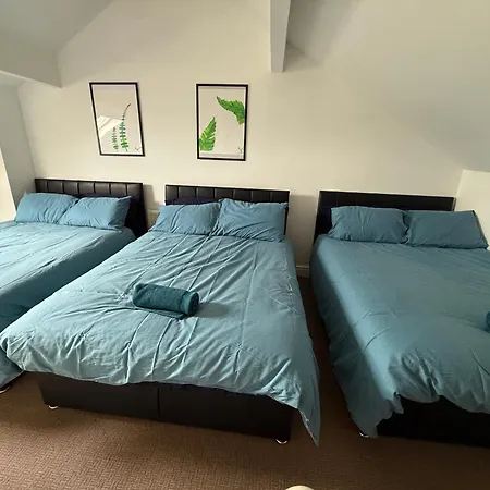 別荘 Leeds 3Br Guesthouse For 10 - Near Elland Road & City Centre - Fast Wifi, Netflix, & Parking *